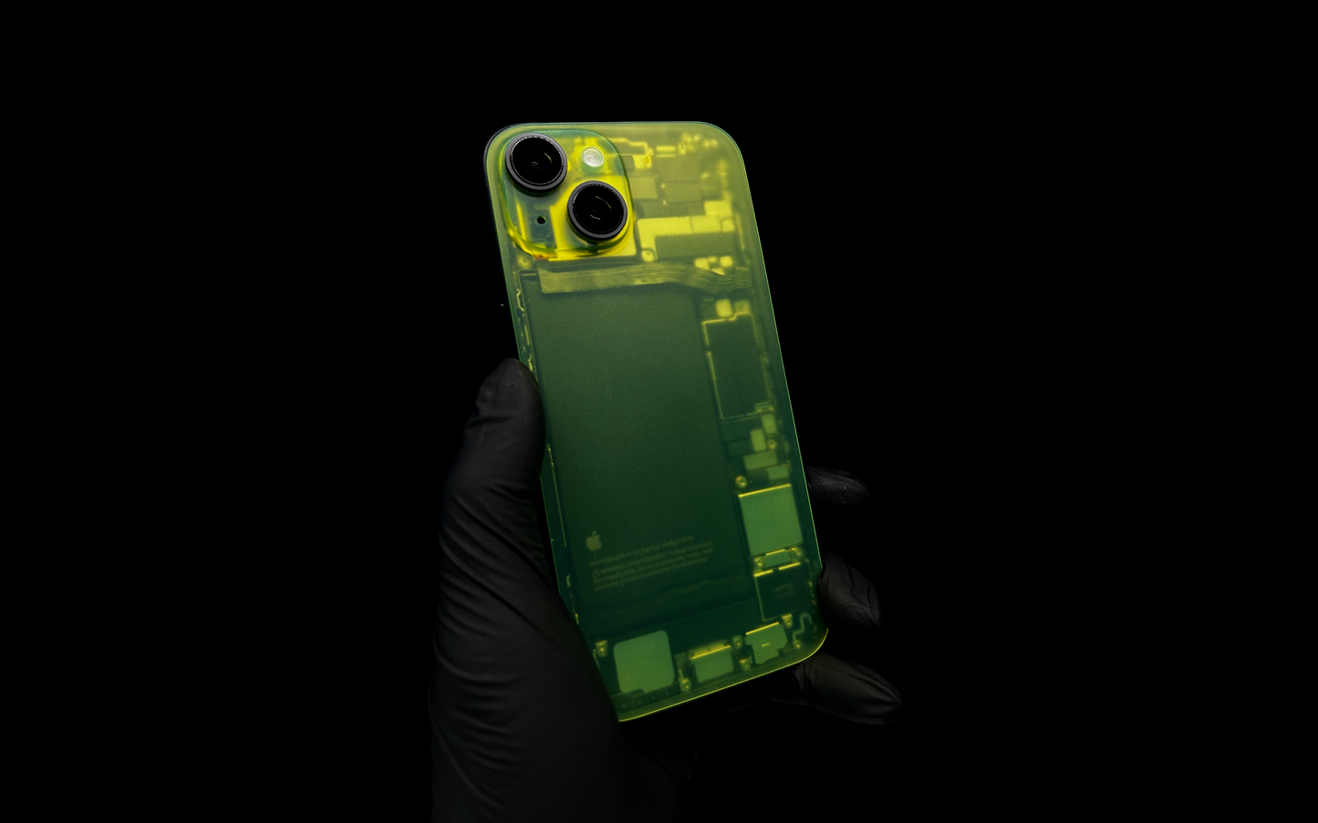 ACRLC15 transparent apple iphone 15