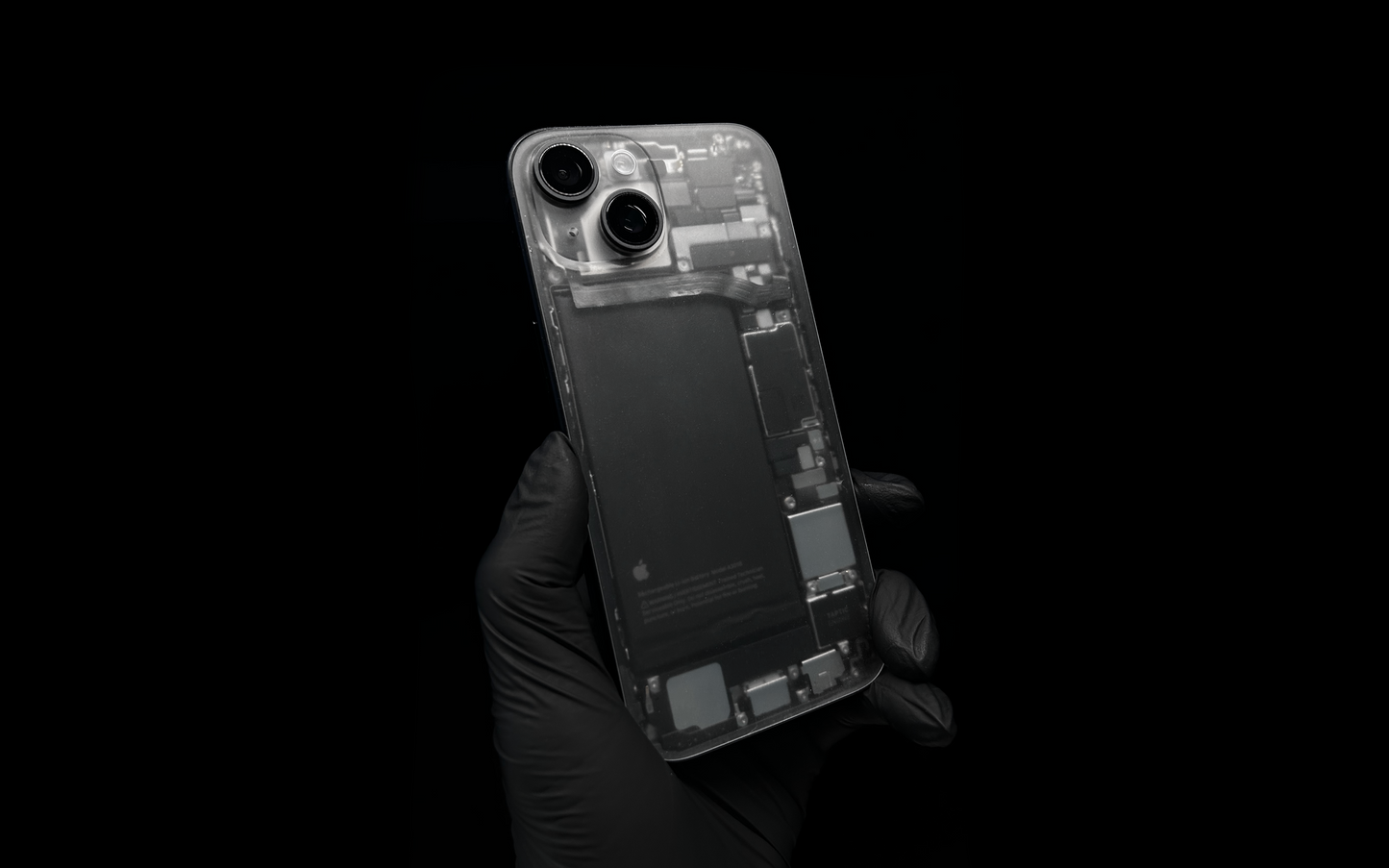ACRLC15 transparent apple iphone 15