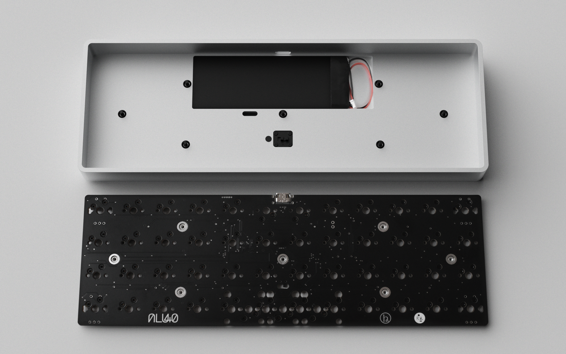 silver ALU40 top case and pcb